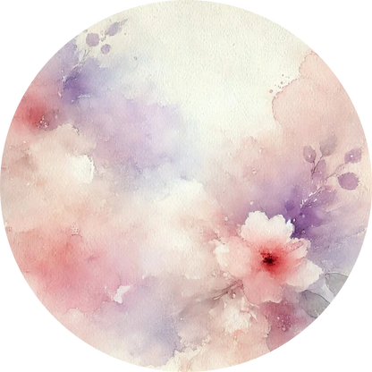 Aquarellhintergrund in Rosa und Flieder mit zarten Blütenakzenten